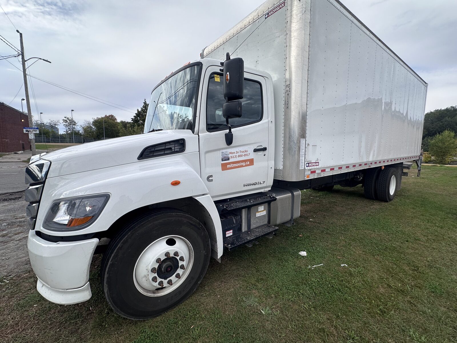 Men In Trucks branded truck for an Ottawa-to-Toronto move